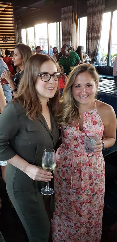 Friends enjoy the best rooftop party in Manhattan for NYC singles
